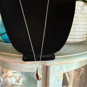 Judith Jack 925 Sterling Silver Necklace & Teardrop Pendant
